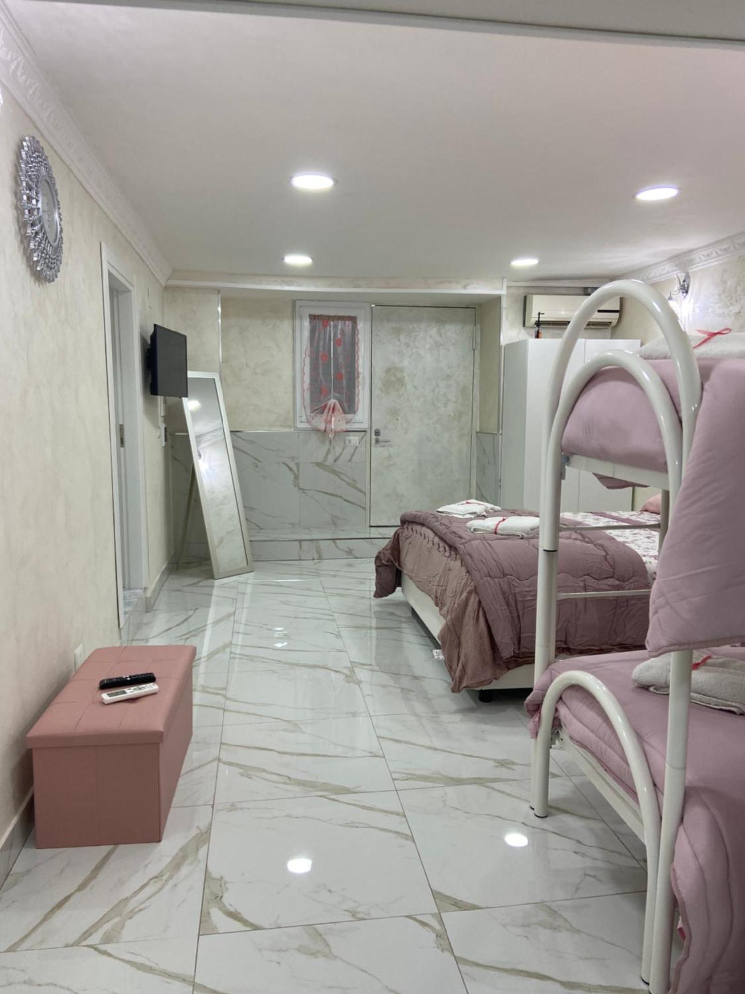 나폴리 Blessing House 아파트 외부 사진